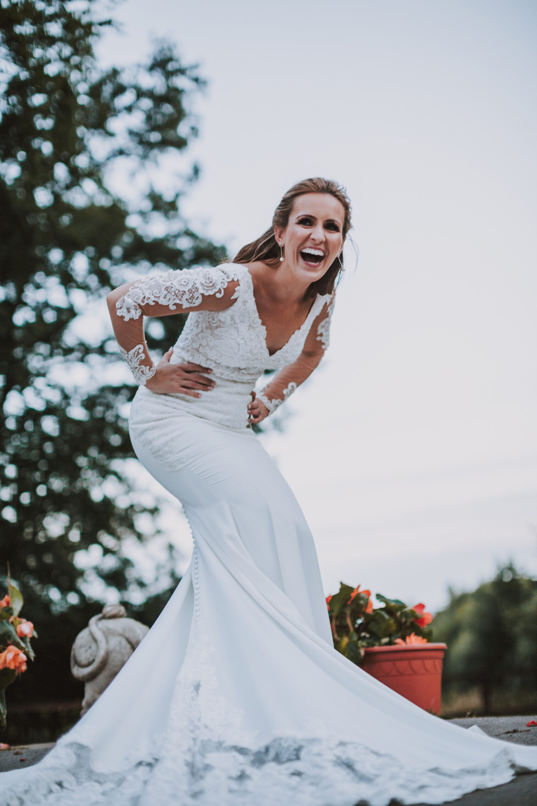 Rebecca Kieron Elegant Classic Wedding Photogenick 051 scaled