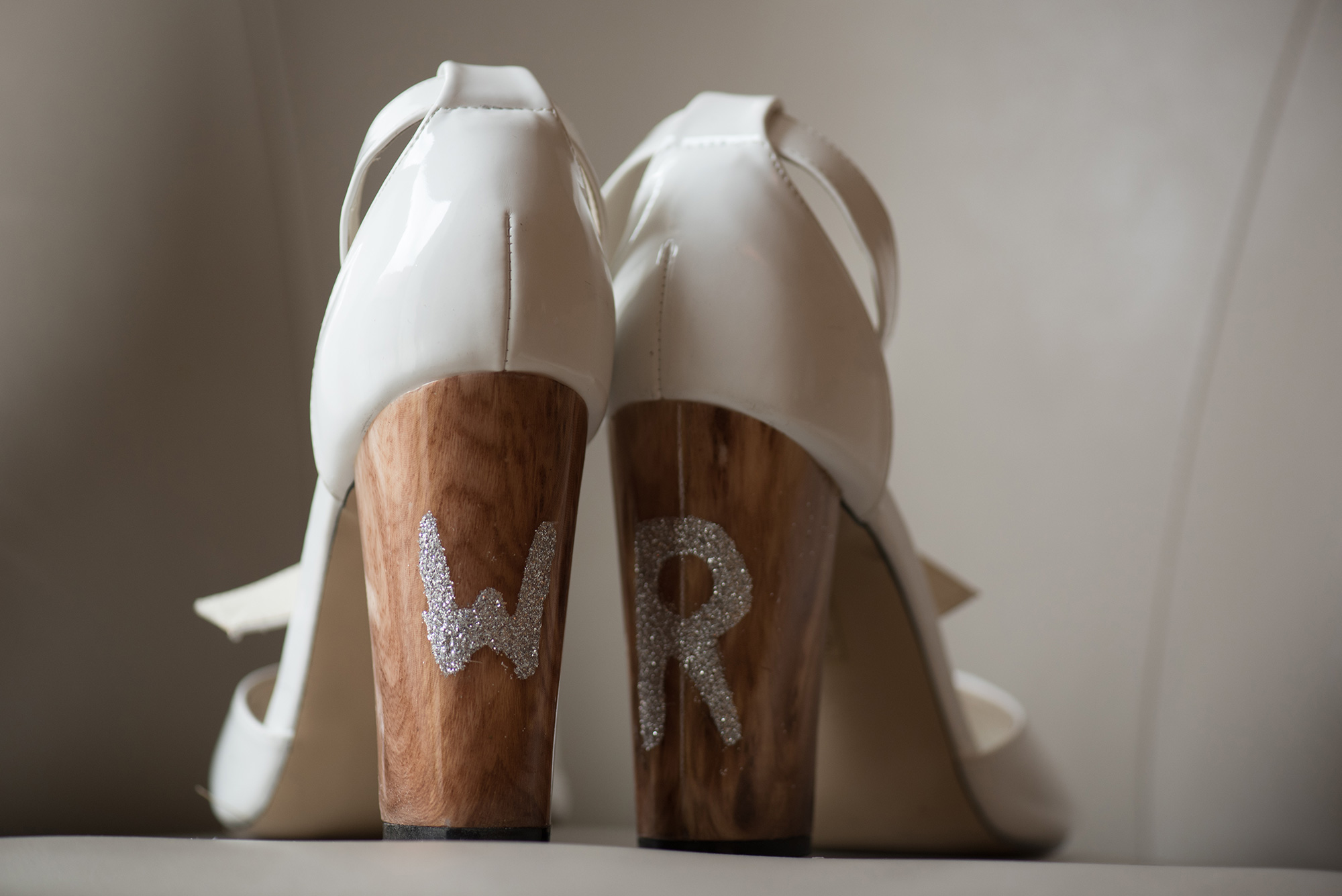 Rose Wale Vintage Wedding Carla Thomas Photography 002