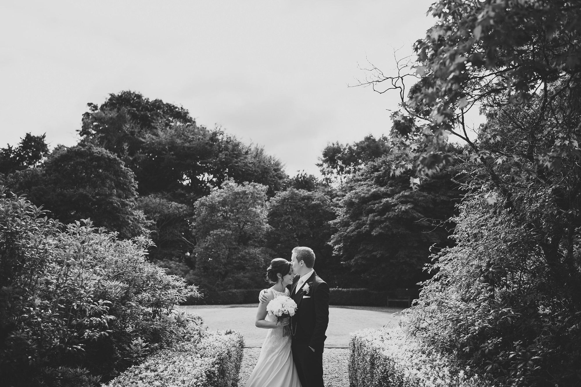 Rowena_Stuart_Classic-Wedding_025