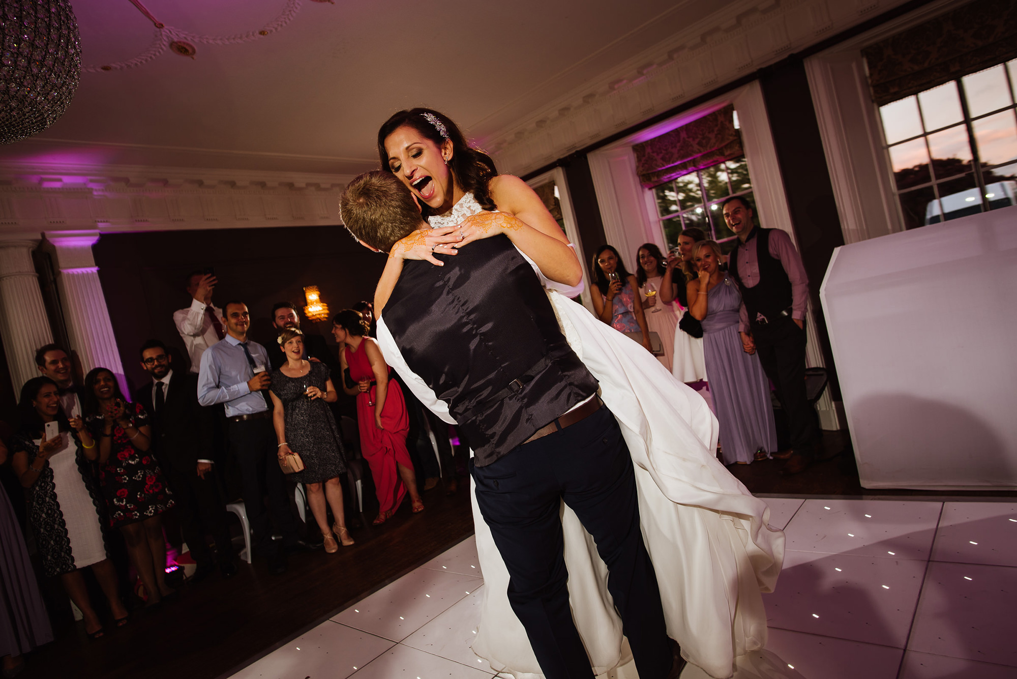 Rowena_Stuart_Classic-Wedding_035
