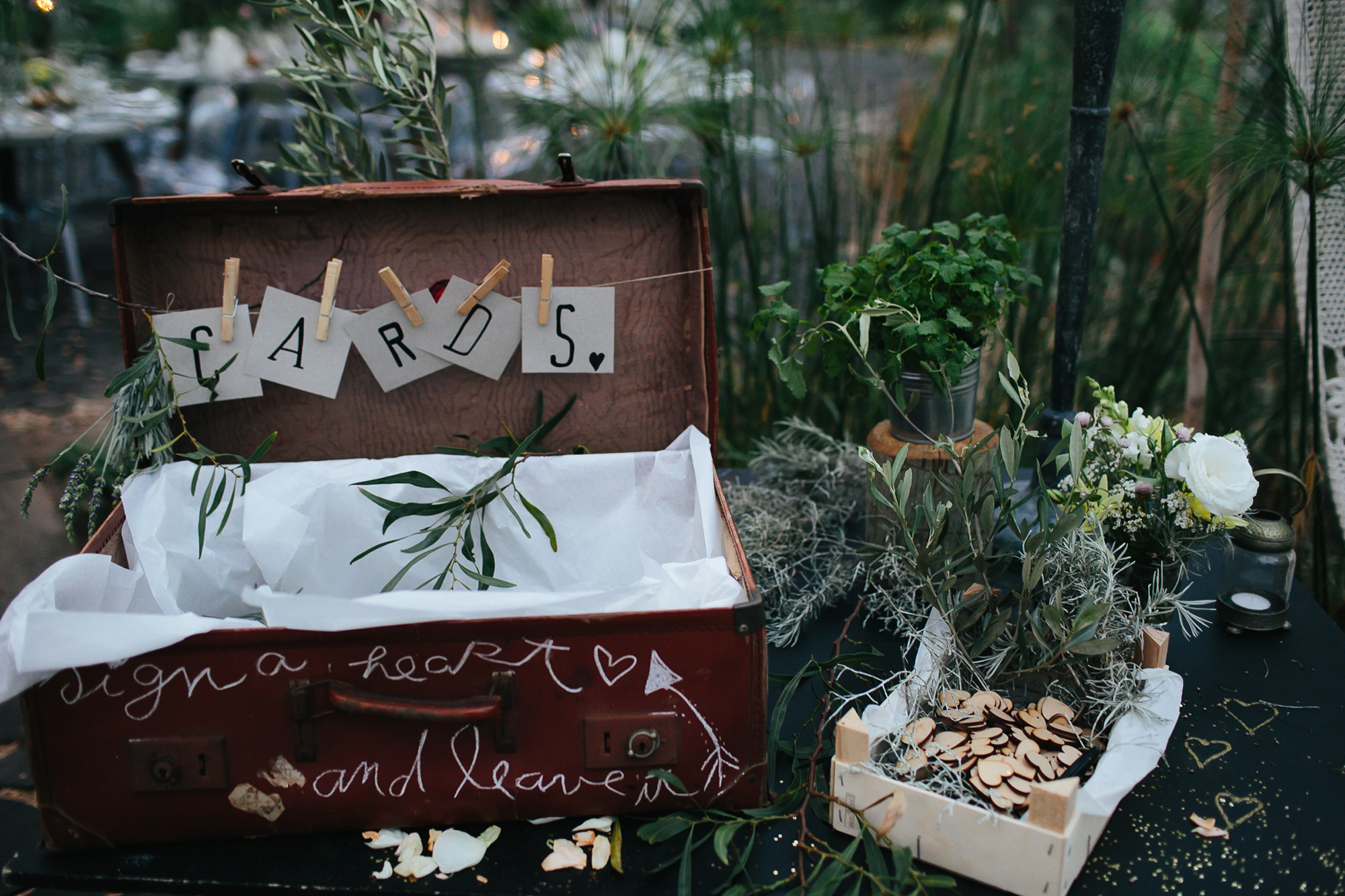 Ruth_Declan_Romantic-Earthy-Destination-Wedding_036