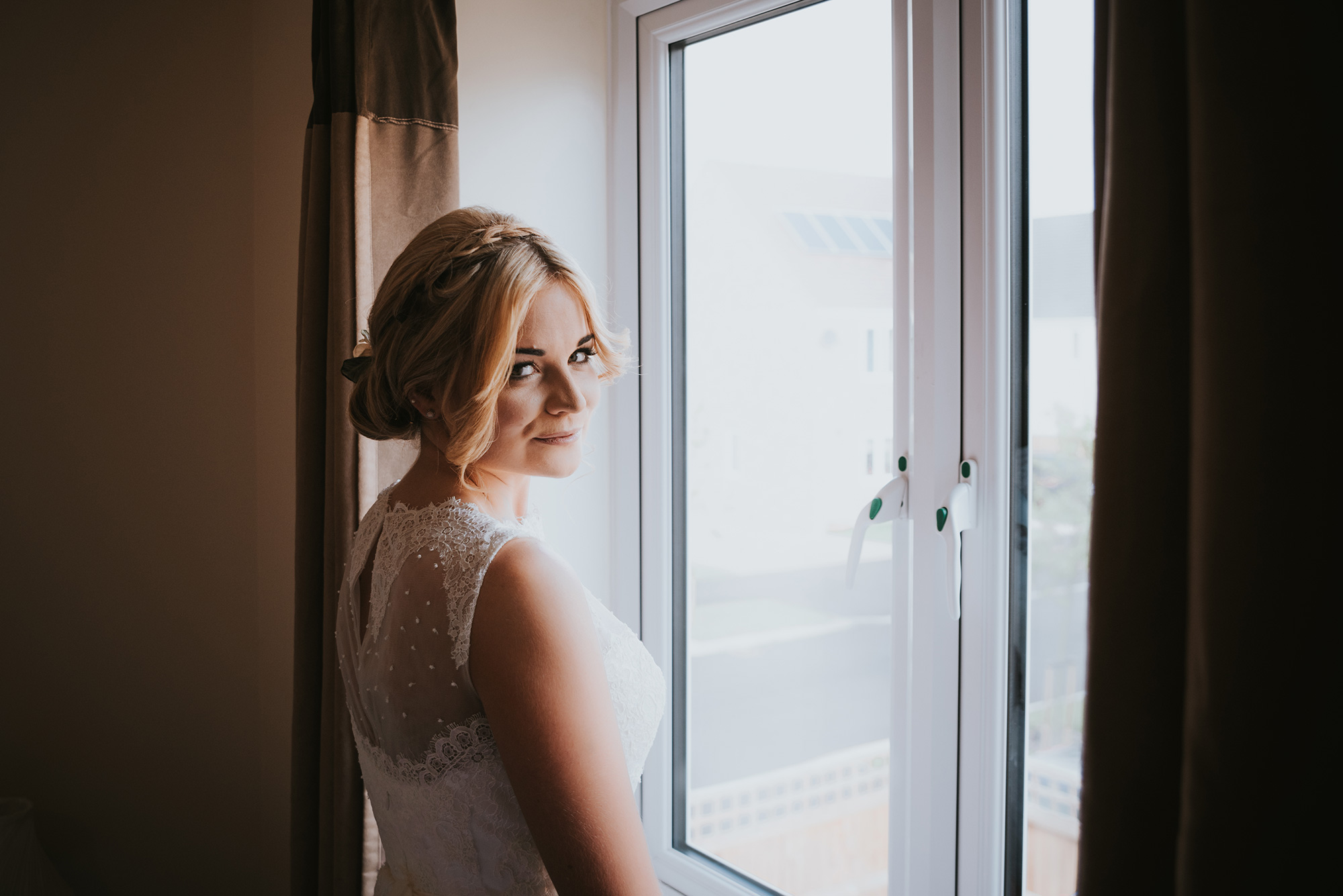 Sophie_Vaughn_English-Vintage-Wedding_Andrew-Mark-Wade-Photography_003