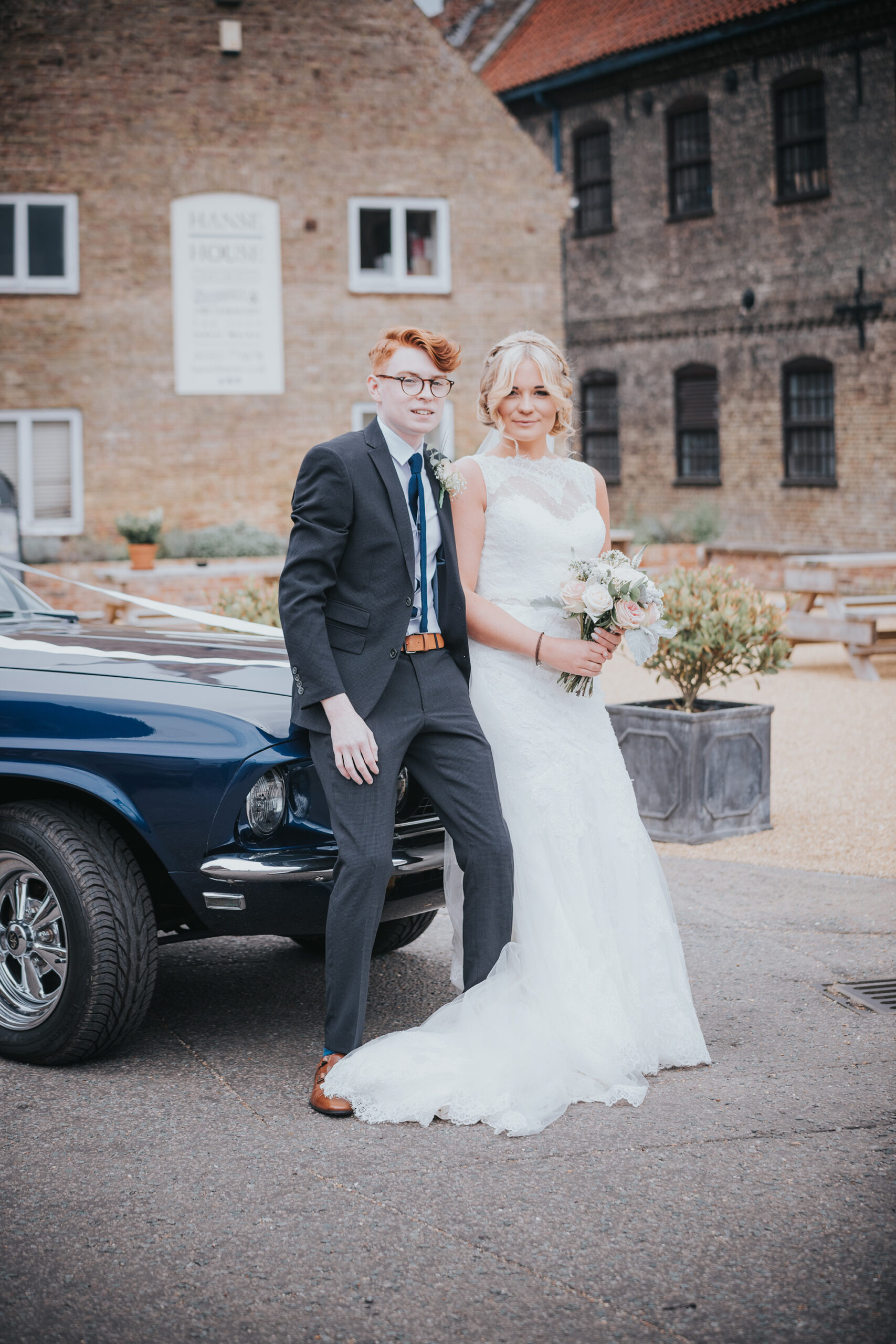 Sophie_Vaughn_English-Vintage-Wedding_Andrew-Mark-Wade-Photography_SBS_009