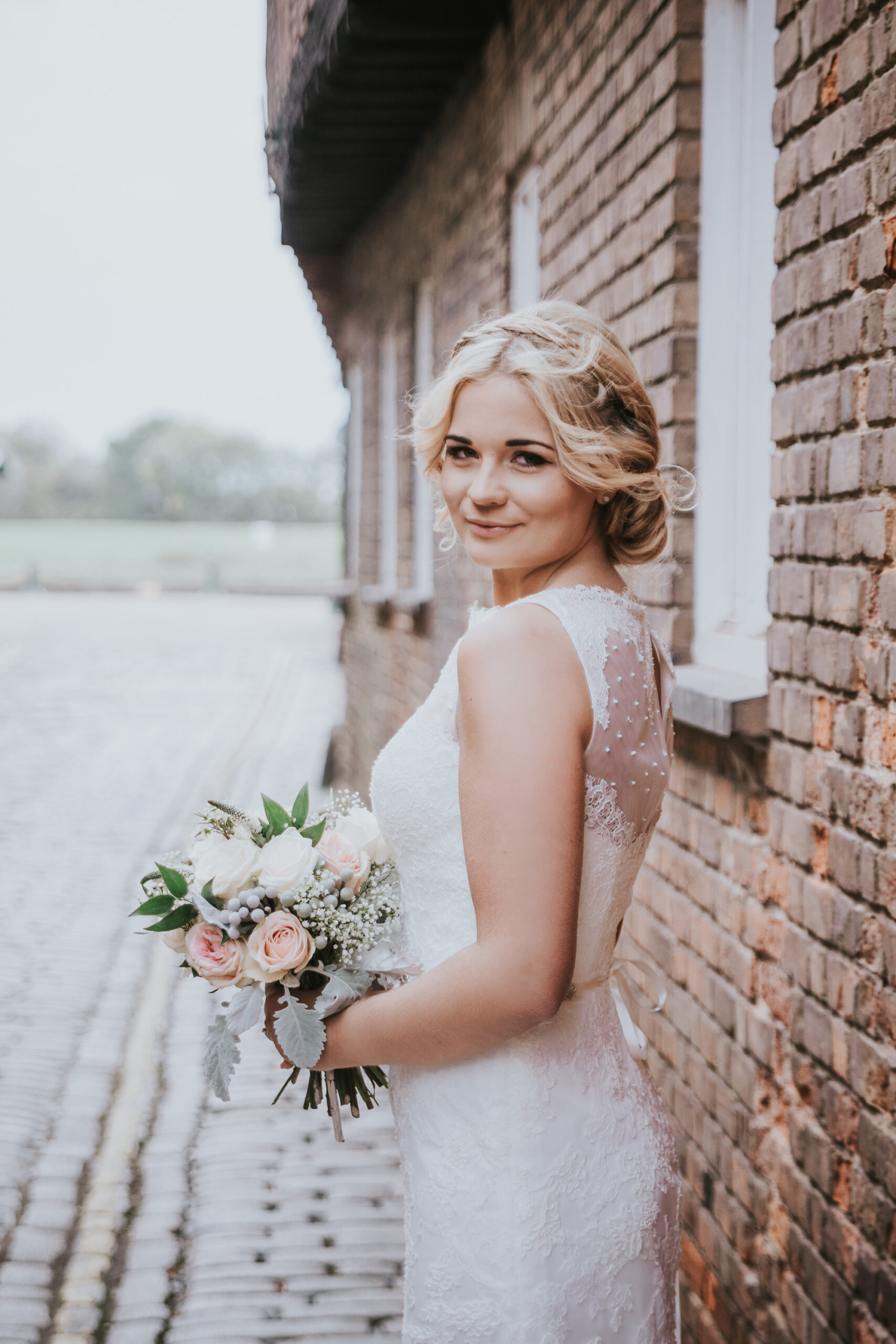 Sophie_Vaughn_English-Vintage-Wedding_Andrew-Mark-Wade-Photography_SBS_018