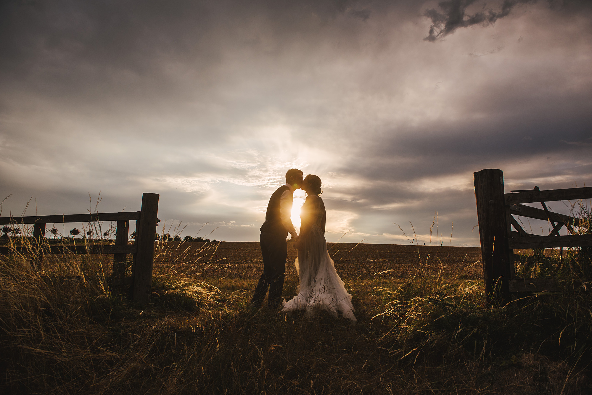 Vicki Tom Relaxed Rustic Wedding Kevin Fern Photography 044