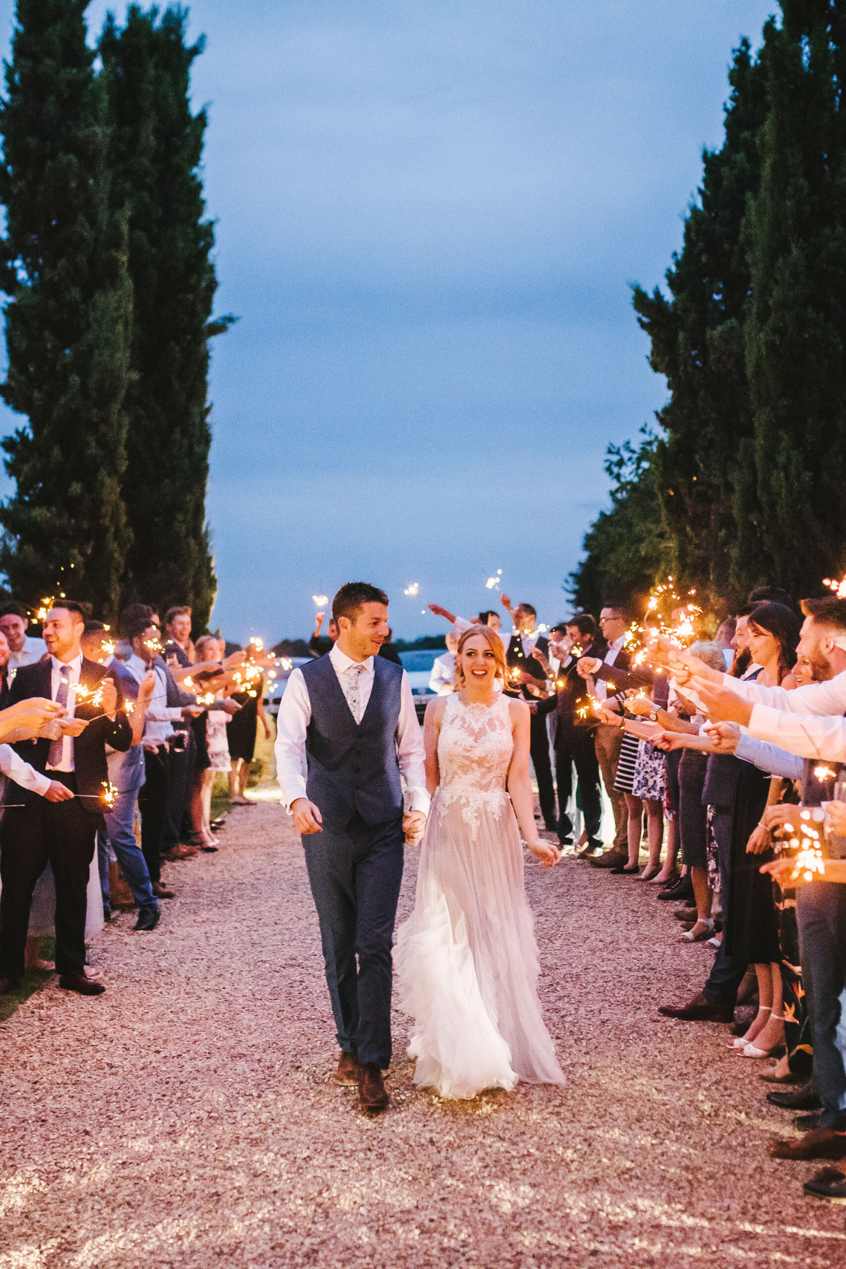 Vicki Tom Relaxed Rustic Wedding Kevin Fern Photography SBS 041 scaled