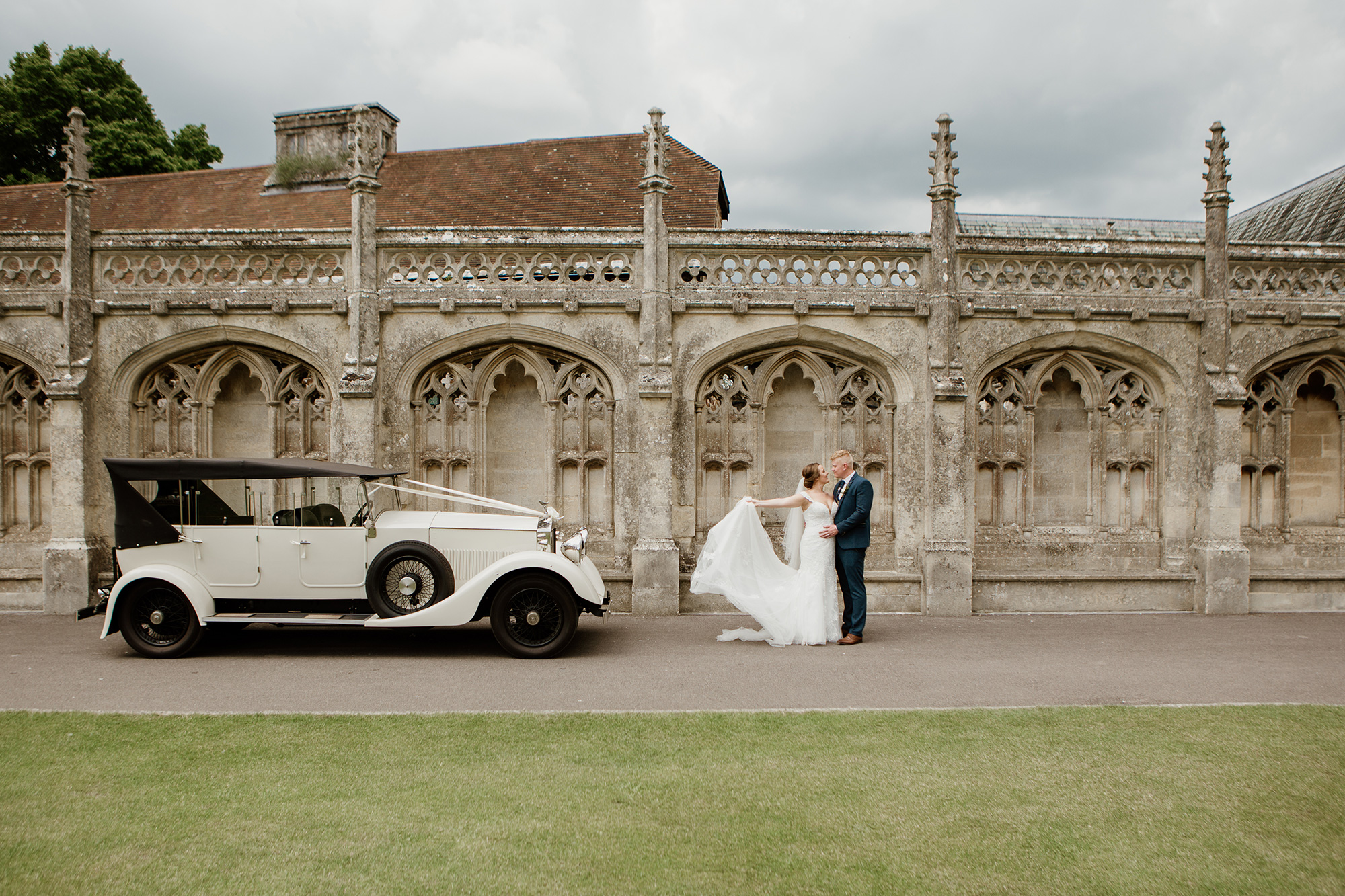 Zoe Tom Classic Timeless Wedding Liza Edgington Photography 021