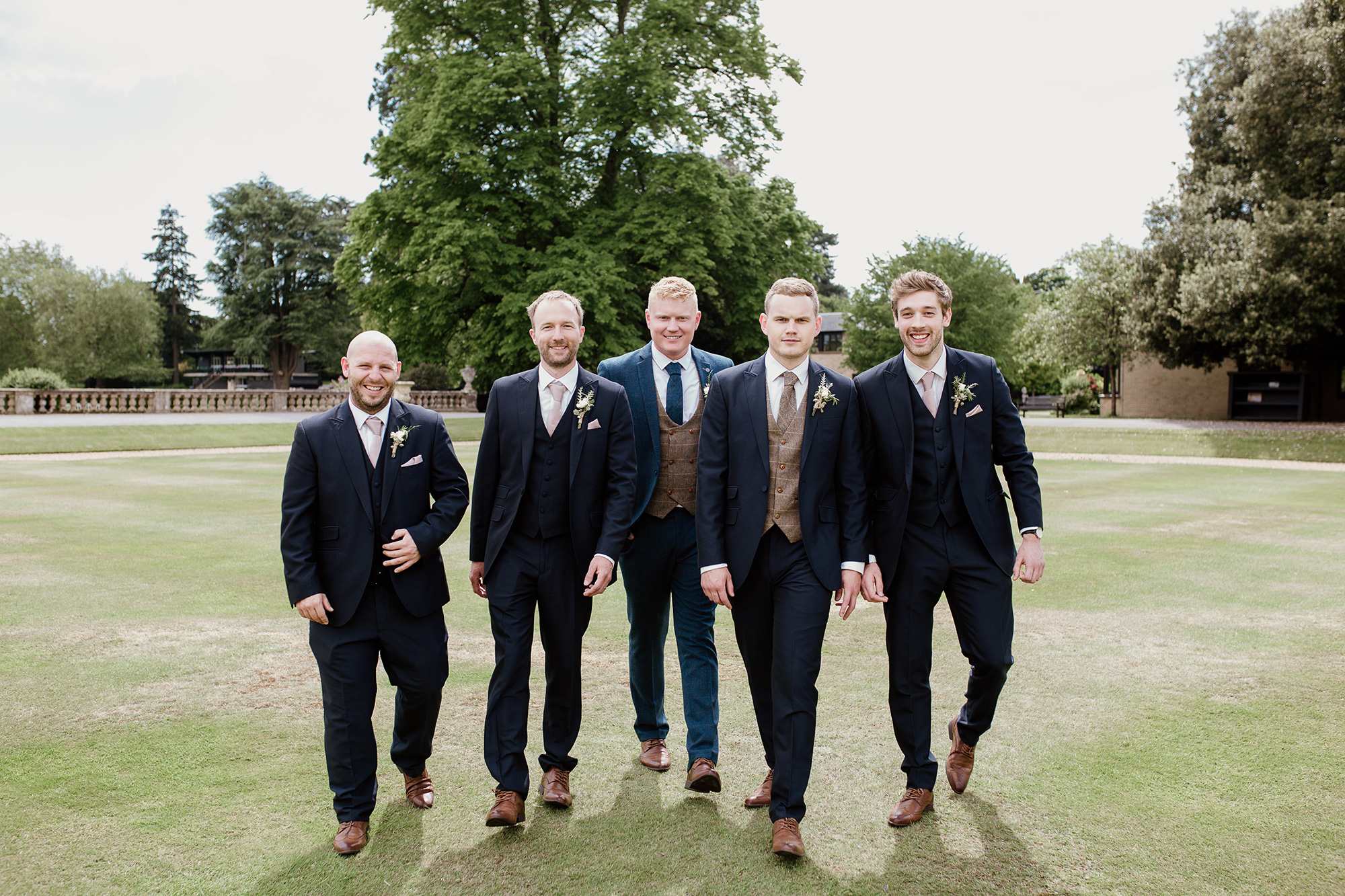 Zoe Tom Classic Timeless Wedding Liza Edgington Photography 045