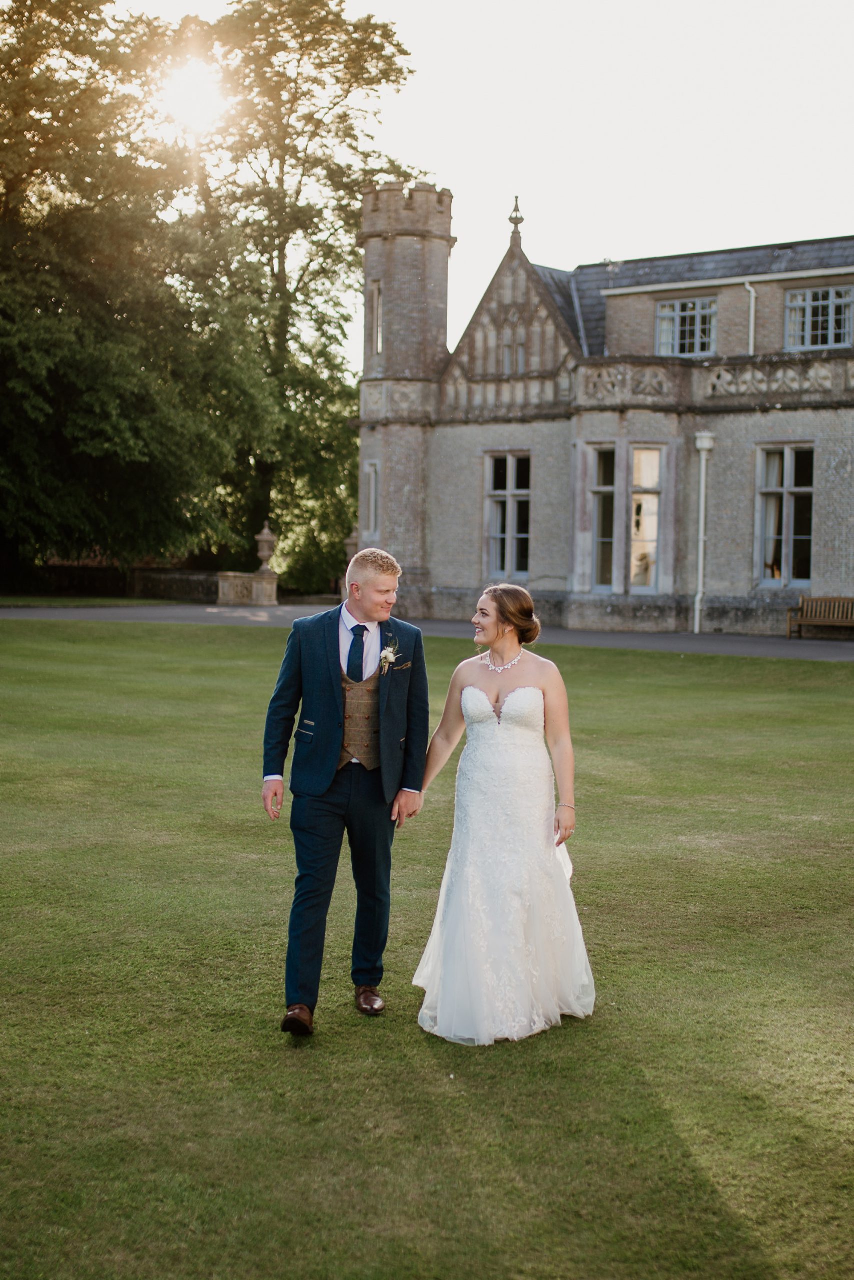 Zoe Tom Classic Timeless Wedding Liza Edgington Photography SBS 026 scaled