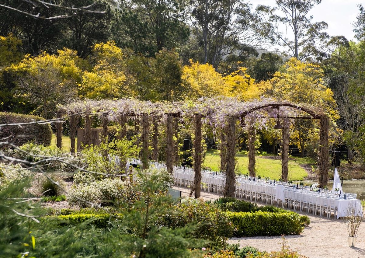 Fernbank Farm garden wedding venues in Sydney