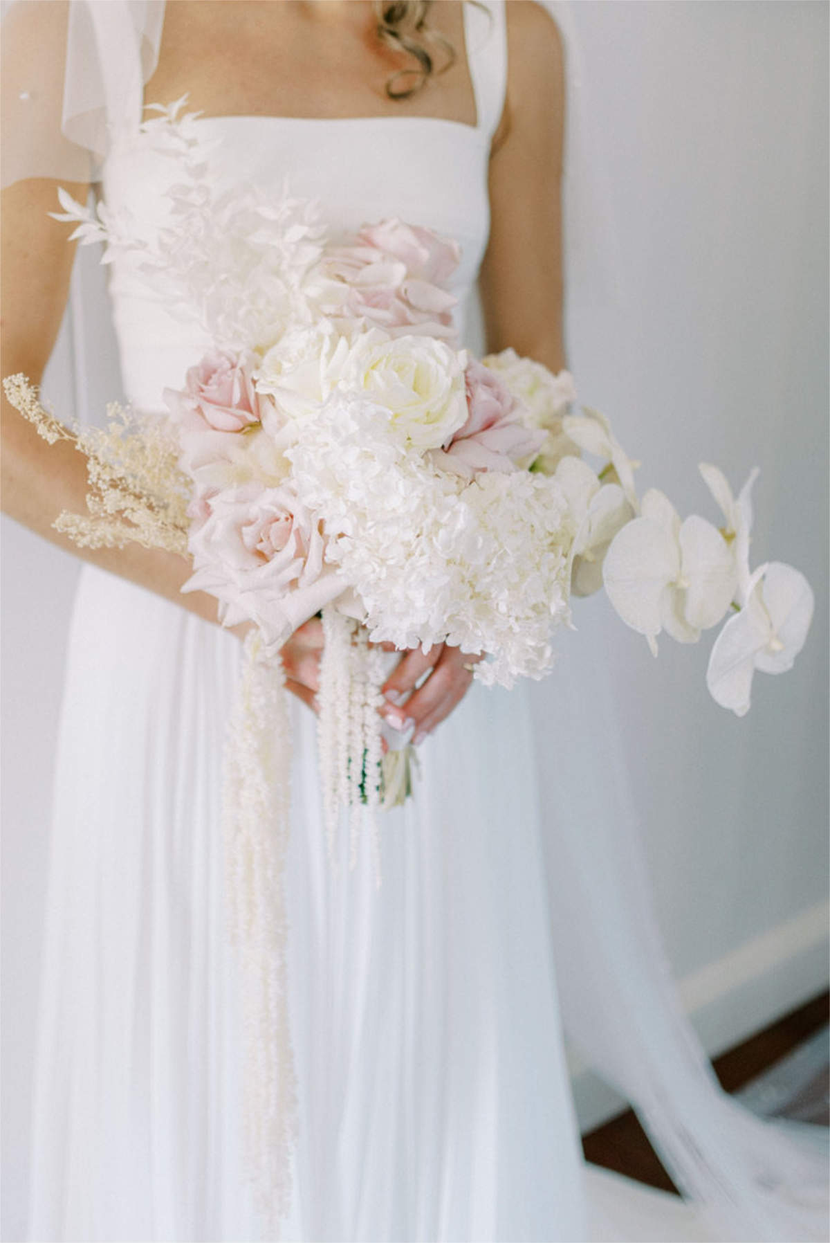 Plunket Villa Tamborine wedding in Queensland for Jess and James. Photographed by Lauren Olivia.