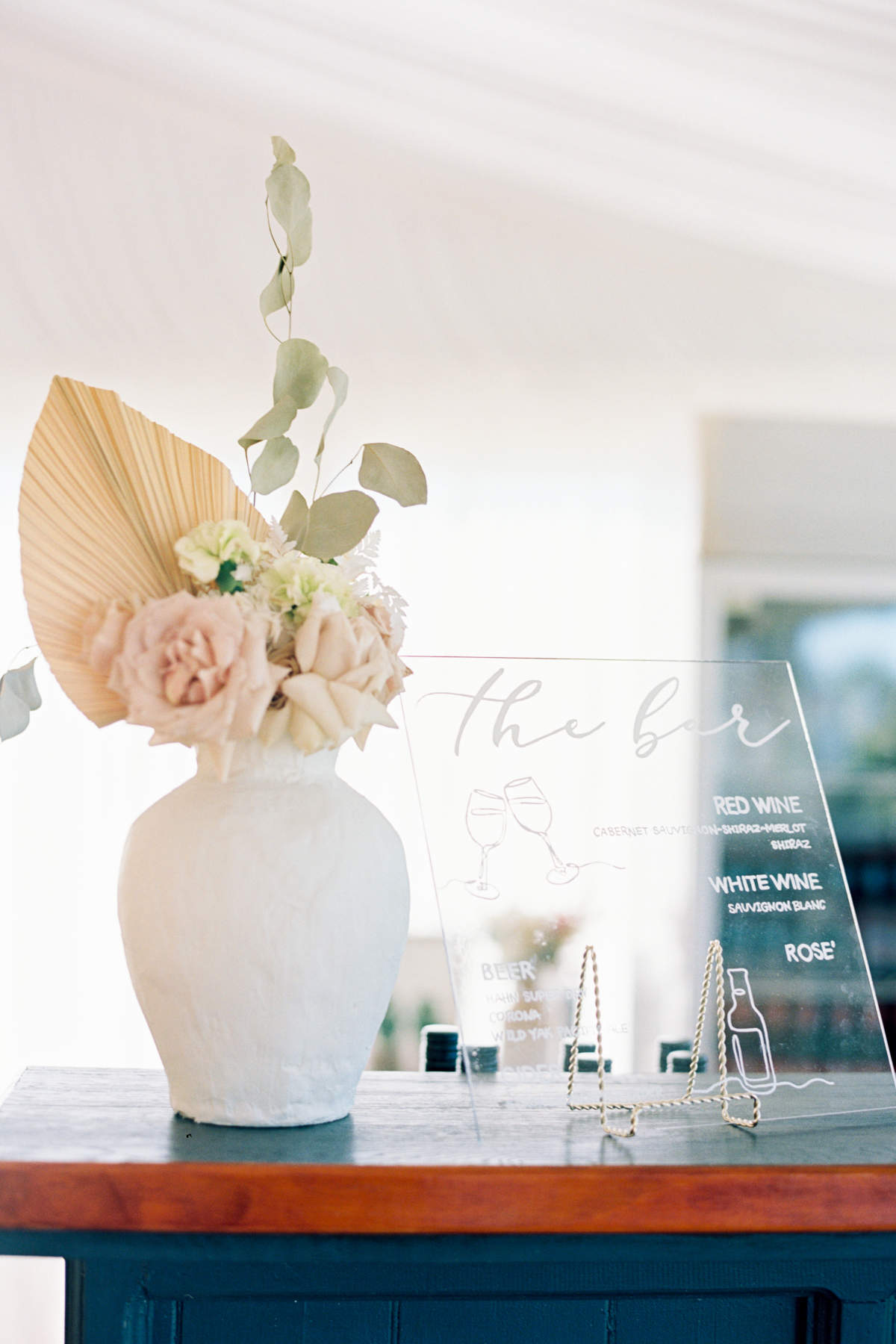 Plunket Villa Tamborine wedding in Queensland for Jess and James. Photographed by Lauren Olivia.