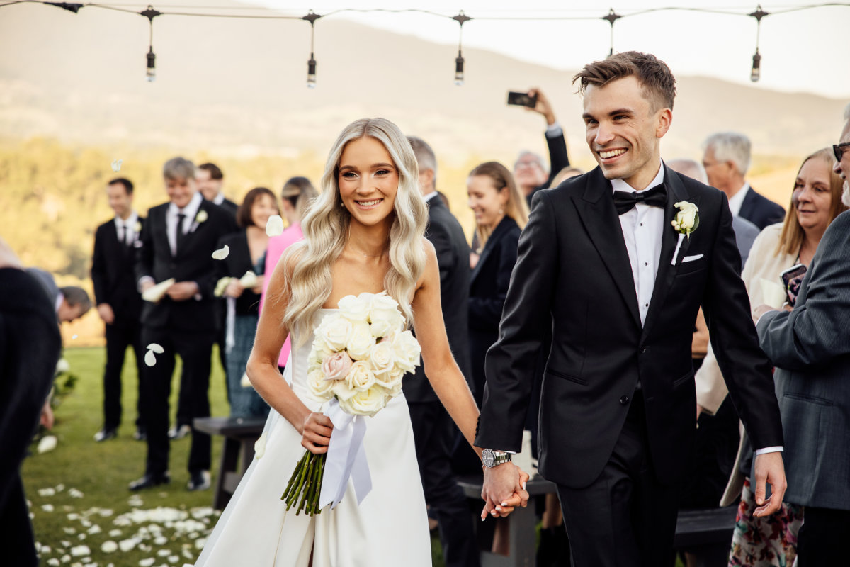 Jade and Joel's wedding at The Riverstone Estate photographed by Liz Barnes