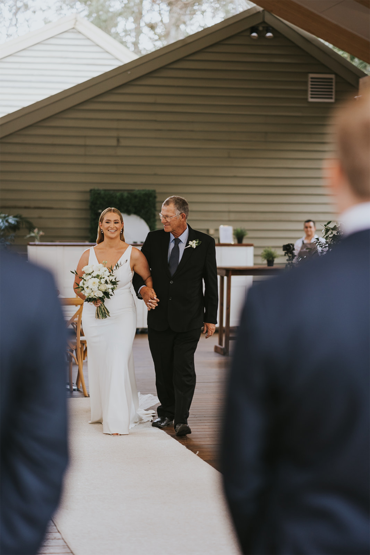 Walkabout Creek wedding for Caitlyn and Thomas photographed by Meadow Lane Visuals