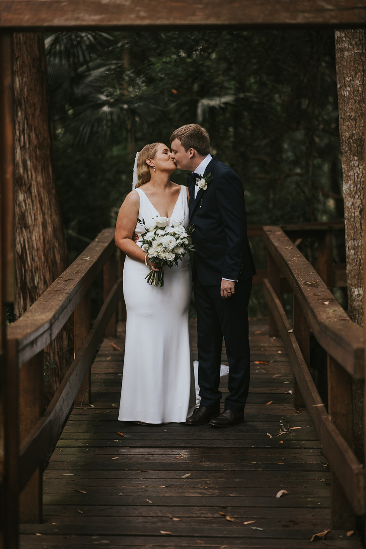 Walkabout Creek wedding for Caitlyn and Thomas photographed by Meadow Lane Visuals