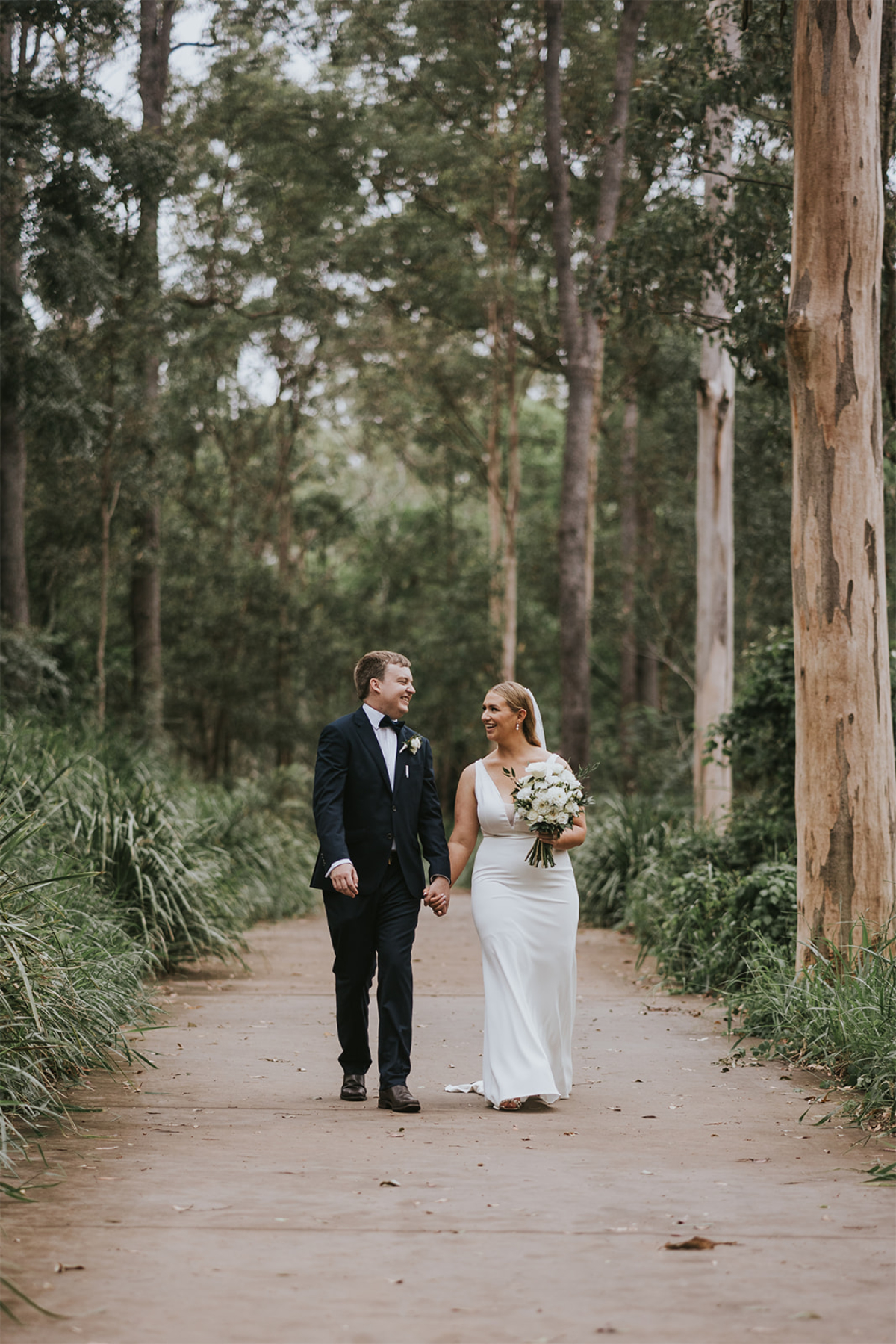 Walkabout Creek wedding for Caitlyn and Thomas photographed by Meadow Lane Visuals