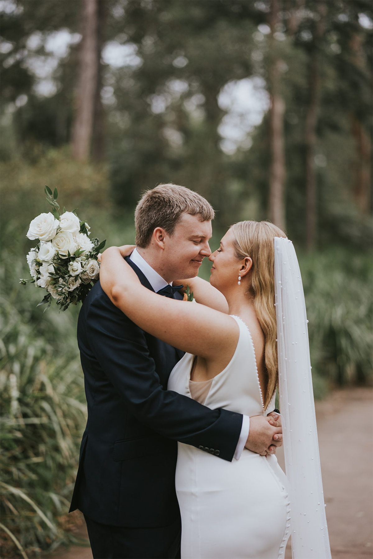 Walkabout Creek wedding for Caitlyn and Thomas photographed by Meadow Lane Visuals