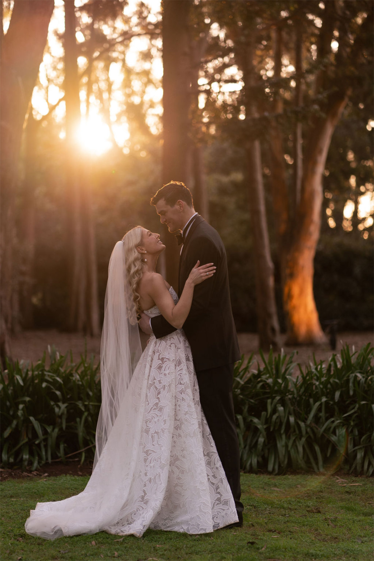 Lucy and Thomas' Gabbinbar Homestead wedding captured by Figtree Pictures Photography 