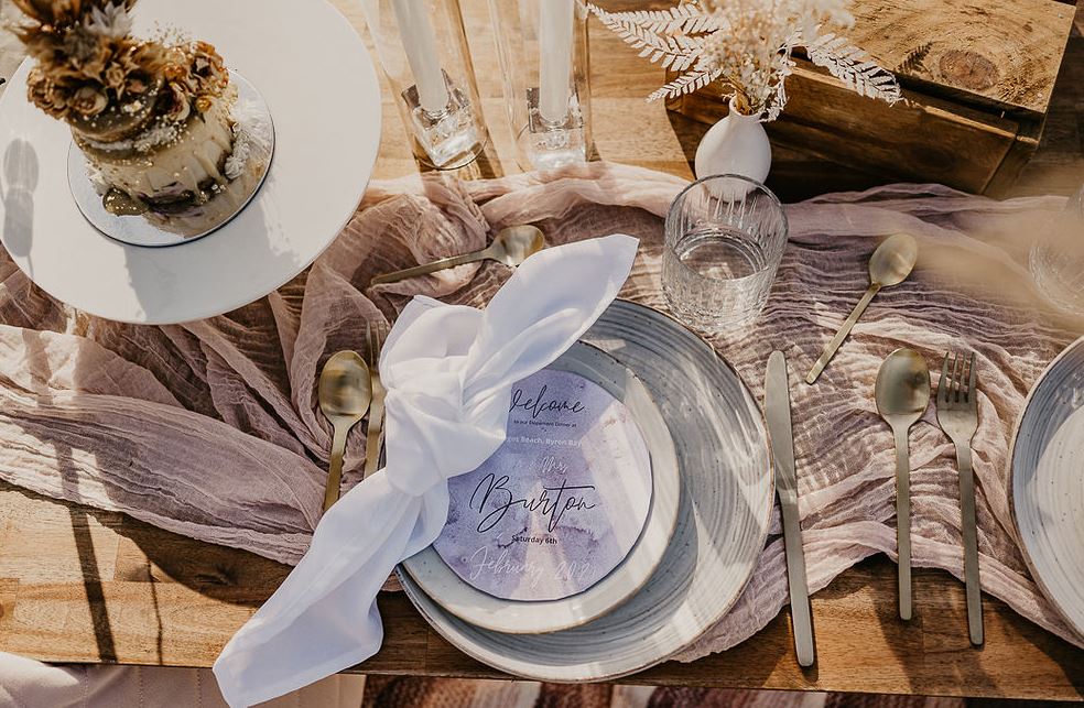 How to pull off the rustic wedding theme