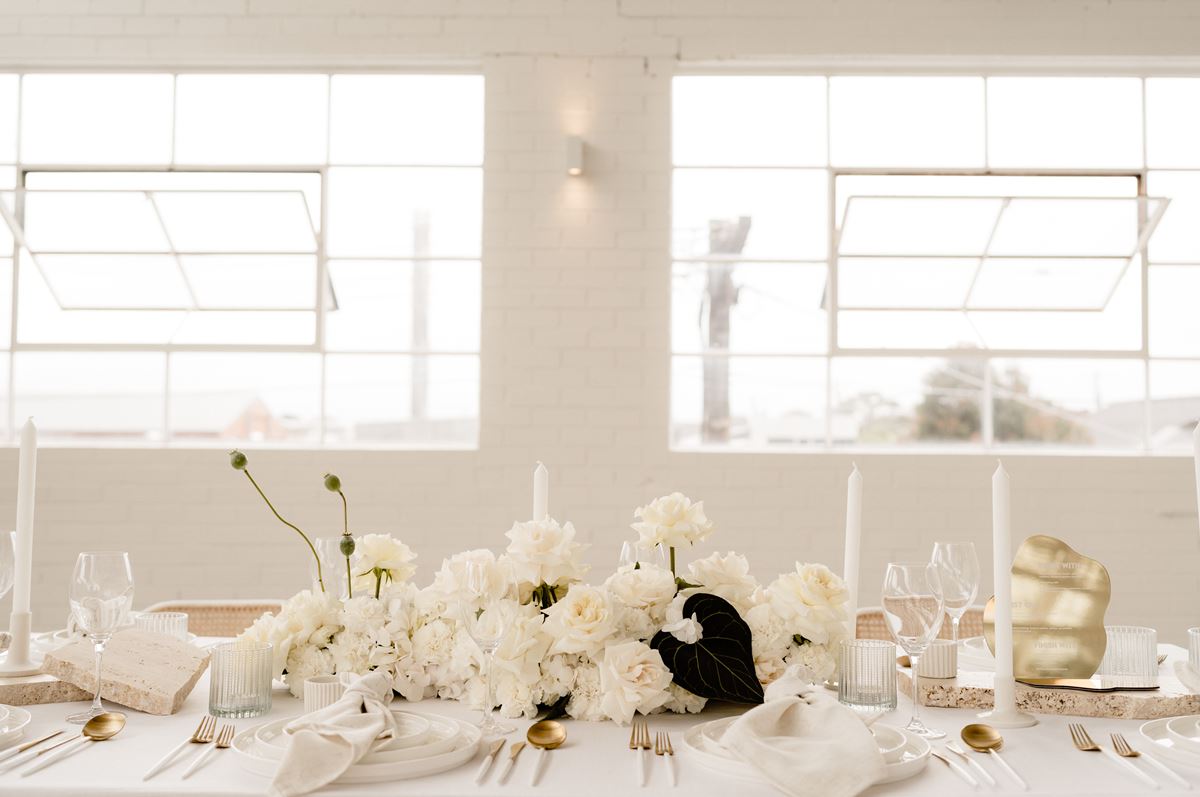 How to achieve the perfect modern minimalist wedding vibe