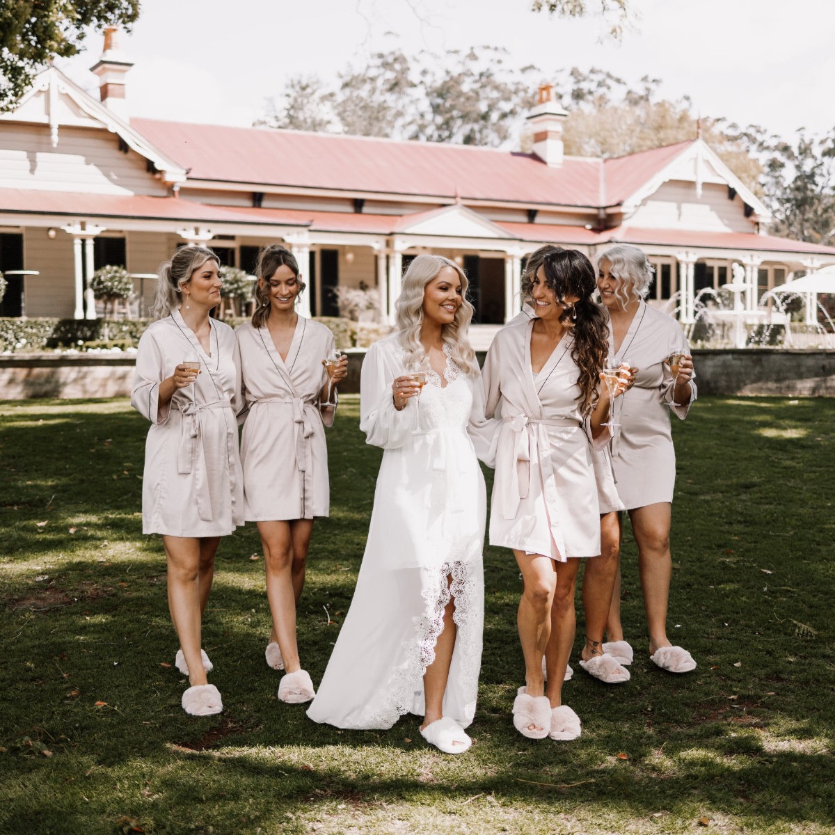 Who pays for what in your wedding party? Bridal party costs 2023