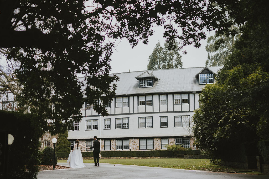Marybrooke Manor photographed by Lavan Photography for Ashlee and Cameron's wedding 