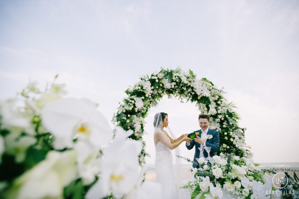 8 Stunning destination wedding venues in Thailand imgi 145 Veranda Resort Hua Hin Weddings Photo by Koro Films Champagne